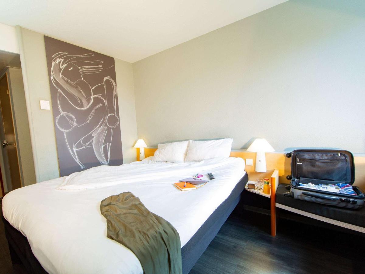 Hotel Ibis Mulhouse Ile Napoleon Sausheim Exterior foto