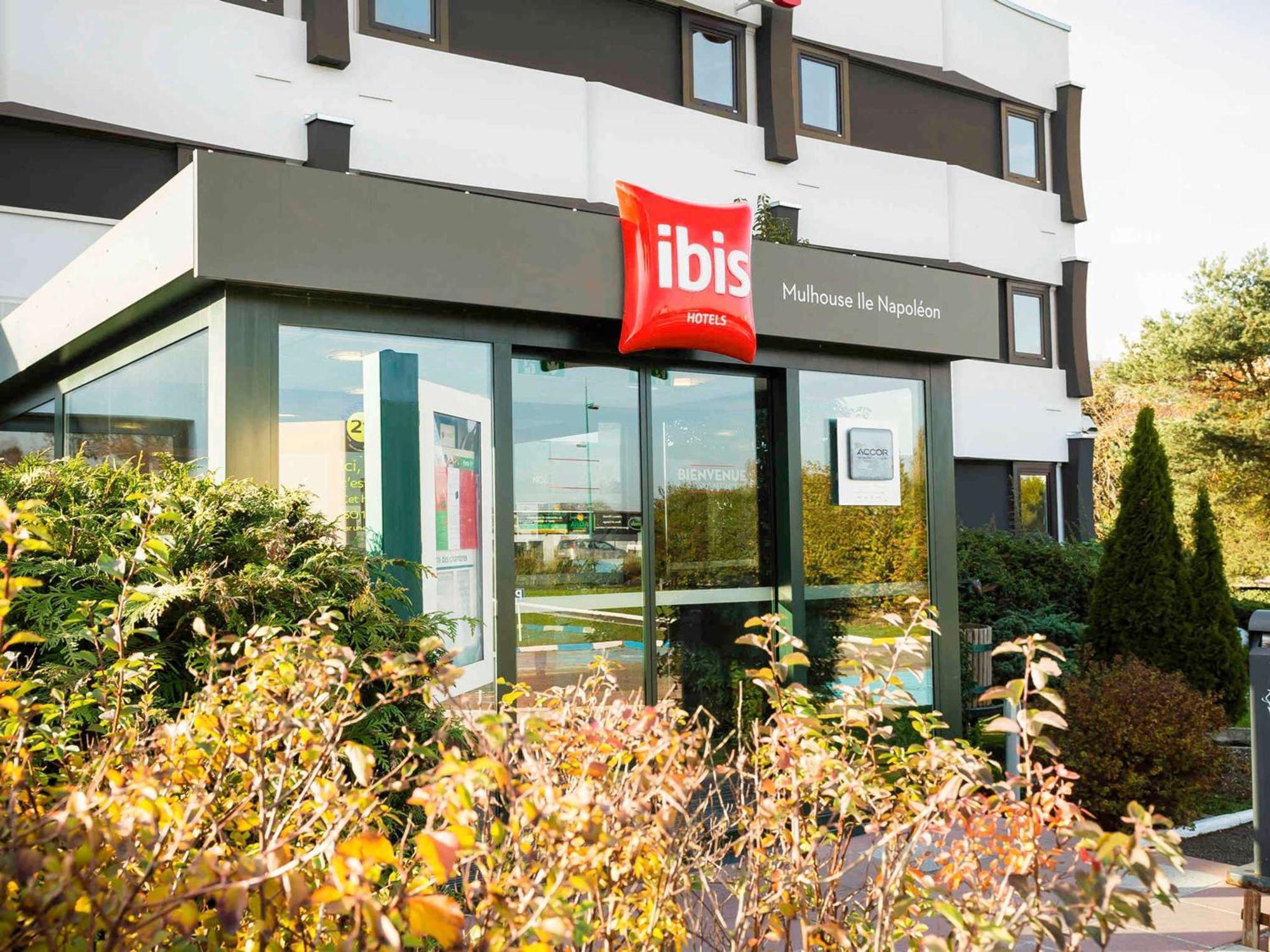 Hotel Ibis Mulhouse Ile Napoleon Sausheim Exterior foto